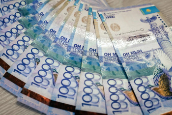 Гендерный разрыв в зарплатах в РК продолжает расти третий год подряд