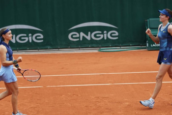 Казахстанско-сербский дуэт сенсационно прошёл фаворитов на "Ролан Гаррос"