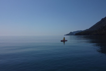 Подростка на сапборде унесло в Каспийское море