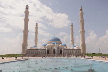 Фотография к новости: Мусульмане Казахстана празднуют  Курбан Айт