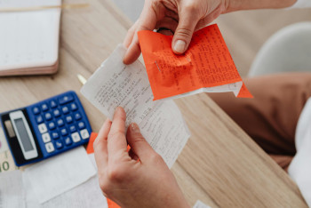 Фотография к новости: Лжесотрудники АФМ выманивают доступ к счетам у казахстанцев