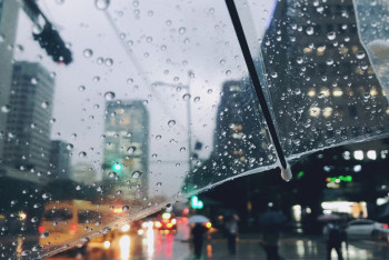 Сильные дожди и жару прогнозируют в Казахстане в выходные