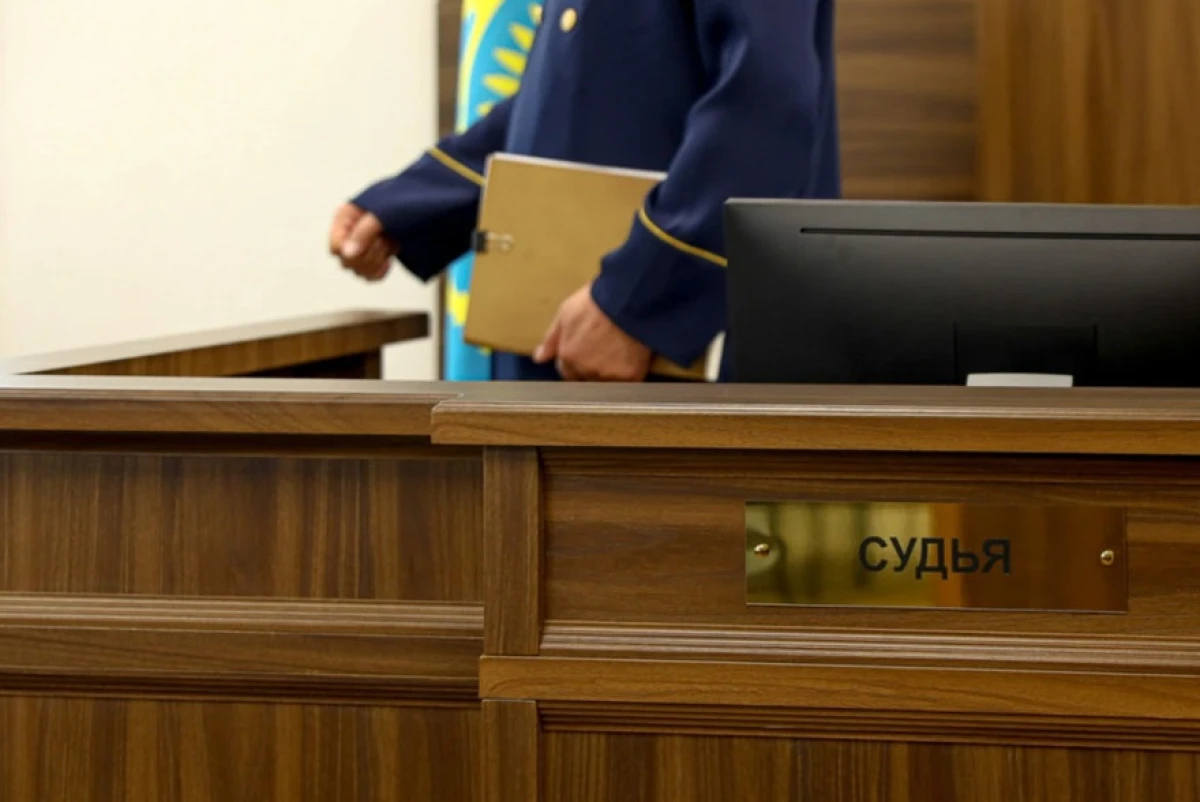 Погром в кондитерской закончился судом для павлодарки
