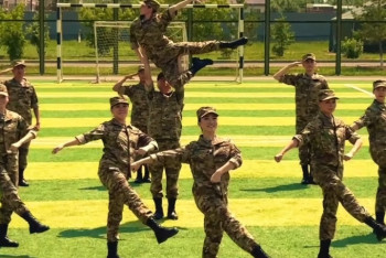 Нацгвардия круто станцевала под хит Димаша Кудайбергена