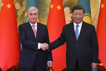 Си Цзиньпина сопровождали истребители ВВС Казахстана по пути в Астану