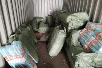 Почти 800 упаковок фальшивых подгузников "Мама знает" едва не разошлись по Казахстану