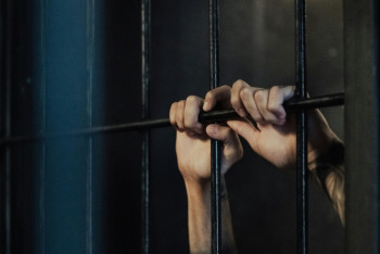 Фотография к новости: Амнистия для осуждённых за границей: как применяется закон к гражданам Казахстана