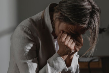 Фотография к новости: Аферист оставил астанчанку без дома и денег