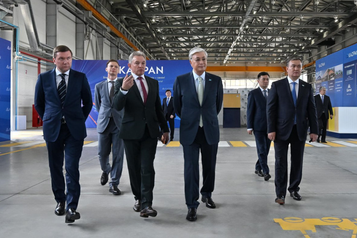 Токаев поддержал высокотехнологичное производство в Казахстане