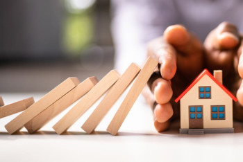 Фотография к новости: Жильё казахстанцев обяжут страховать от ураганов, наводнений и землетрясений