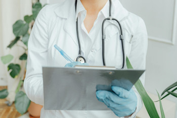 Фотография к новости: Расходы казахстанцев на медицину выросли рекордными темпами