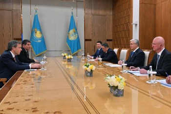 Фотография к новости: Казахстан и американская компания расширяют сотрудничество в производстве локомотивов