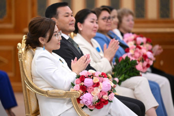 Премии, гранты и благодарности: Токаев отметил лучших представителей СМИ