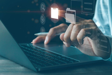 Фотография к новости: Казахстан привлёк первого цифрового кочевника