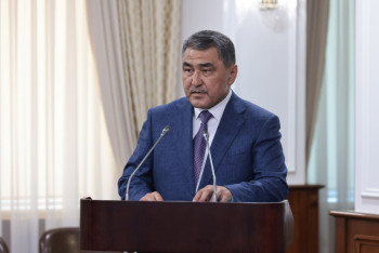 Фотография к новости: Министр в поисках самой вкусной воды из-под крана в Казахстане