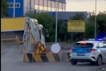 В Караганде полиция устроила погоню за мусоровозом — кадры словно из GTA
