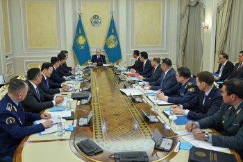 Фотография к новости: Токаев требует усилить борьбу с нелегальной миграцией