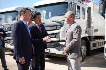 Фотография к новости: 3,3 млрд тенге от утильсбора ушли на алматинские мусоровозы