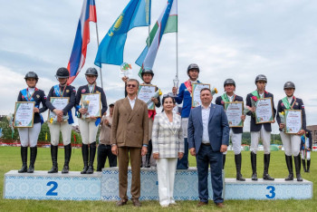 Фотография к новости: Казахстанка одержала победу на международном турнире по конному спорту