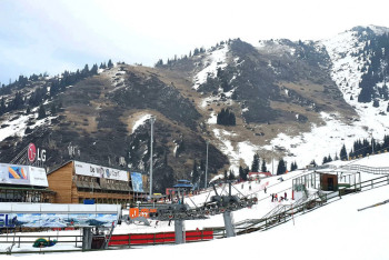 Фотография к новости: 6500 тенге за парковку на Шымбулаке: как курорт обманывает туристов