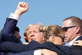 Фотография к новости: В США шесть агентов Секретной службы отстранены после покушения на Трампа