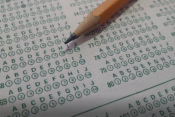 Фотография к новости: Итоги ЕНТ-2025: число прошедших тестирование, нарушения и заявления на апелляцию