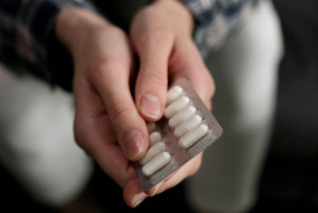 Фотография к новости: Лекарства есть, но не для всех: в Кокшетау пациенты задыхаются в очередях