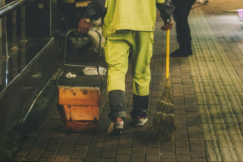 Фотография к новости: В Казахстане усилили контроль за привлечением иностранной рабочей силы