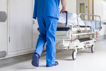 Фотография к новости: Коечный фонд есть, но неэффективен: как в Казахстане реформируют областные больницы