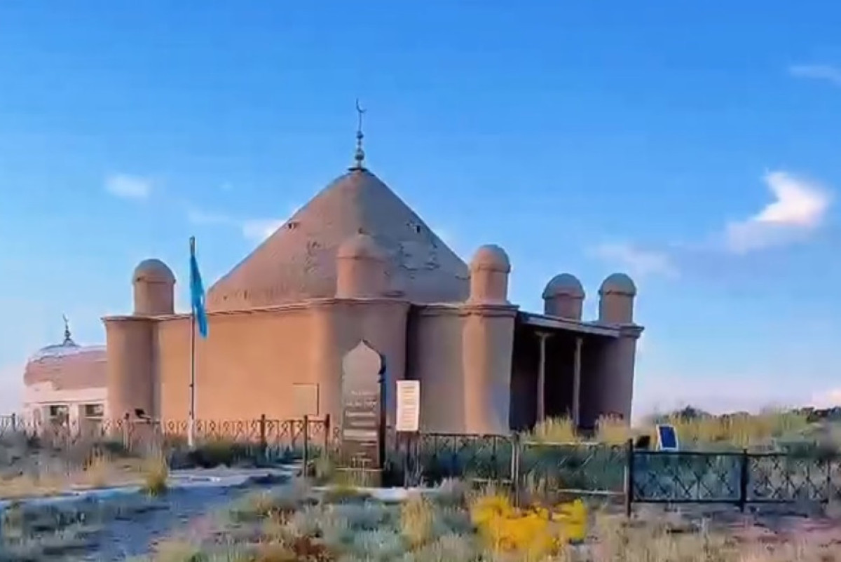 Кадр видео