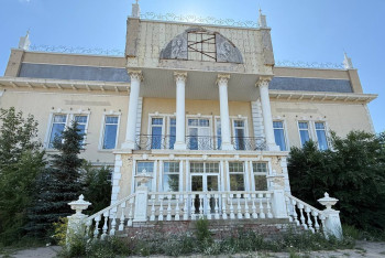 Фотография к новости: Как в Костанае решается судьба двух скандальных объектов бывших акимов