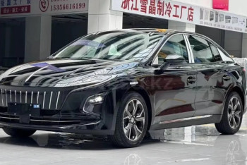 Может ли китайская электричка Hongqi E-QM5 заменить Chevrolet Cobalt на дорогах Казахстана?