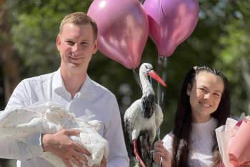 Фотография к новости: Министр здравоохранения навестила хирурга, которого избил пациент в Костанае