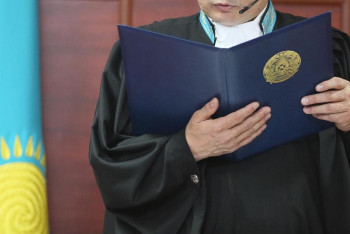 Фотография к новости: Футболиста из Камеруна приговорили к восьми годам колонии в Шымкенте