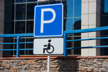 Фотография к новости: Без лифта, подгузников и реабилитации: как в Павлодаре нарушаются права людей с инвалидностью