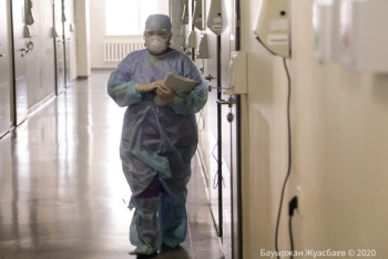 Токаев поручил ужесточить наказание за нападения на врачей