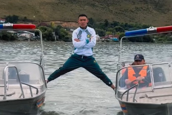 Ван Дамм отдыхает: казахстанские спасатели запустили челлендж со шпагатами