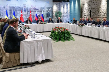 Фотография к новости: Третий раунд переговоров между Россией и Украиной начался в Стамбуле