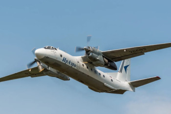 Самолёт с десятками людей разбился в России: обломки горят