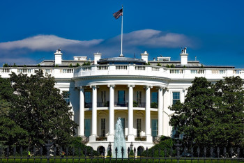 Трамп вводит 50% пошлины на импорт из Бразилии