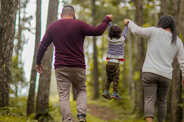 Фотография к новости: Закон есть, семей нет: почему не работает реформа приёмных семей в Казахстане?