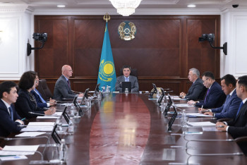 Фотография к новости: Бектенов указал Минторговли на провал коммуникации с бизнесом по маркировке