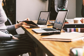 Фотография к новости: Миллион фальшивок: цифровизация вывела из тени 20 млрд тенге в торговле