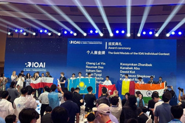 Фотография к новости: Казахстанские школьники установили рекорд на Международной олимпиаде по ИИ в Пекине