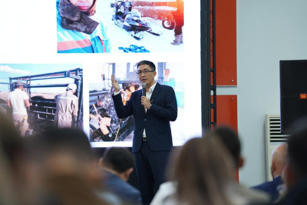 организаторов