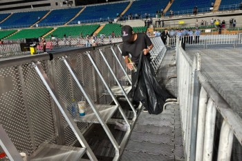 После концерта Дженнифер Лопес в Казахстане проверят условия работы подростков