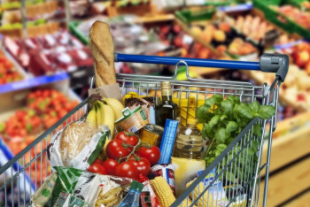 В Аягозе цены на продукты завышали почти на 50%