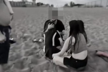 Катание на "диване" в Балхаше обернулось опасным купанием: возбуждено уголовное дело