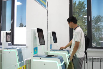 Границу с Кыргызстаном можно пройти за рекордные 1,5 минуты