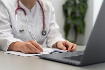 Фотография к новости: Более 4,7 млн медсправок оформлены онлайн — результат реализации Послания-2024